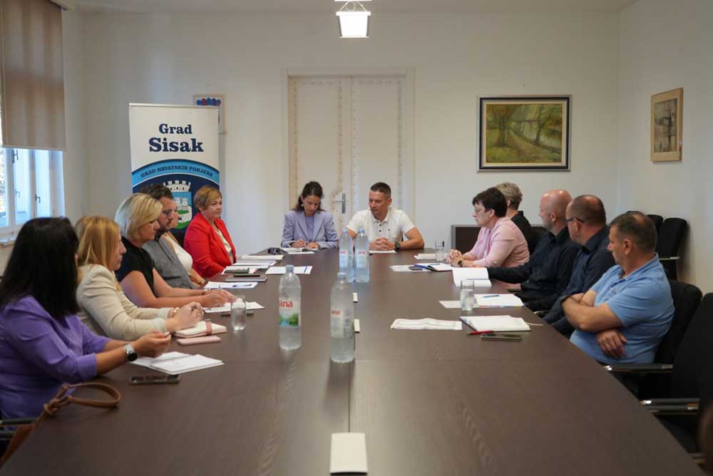 Sisak među deset gradova s najvećim izdvajanjima za školske radne materijale