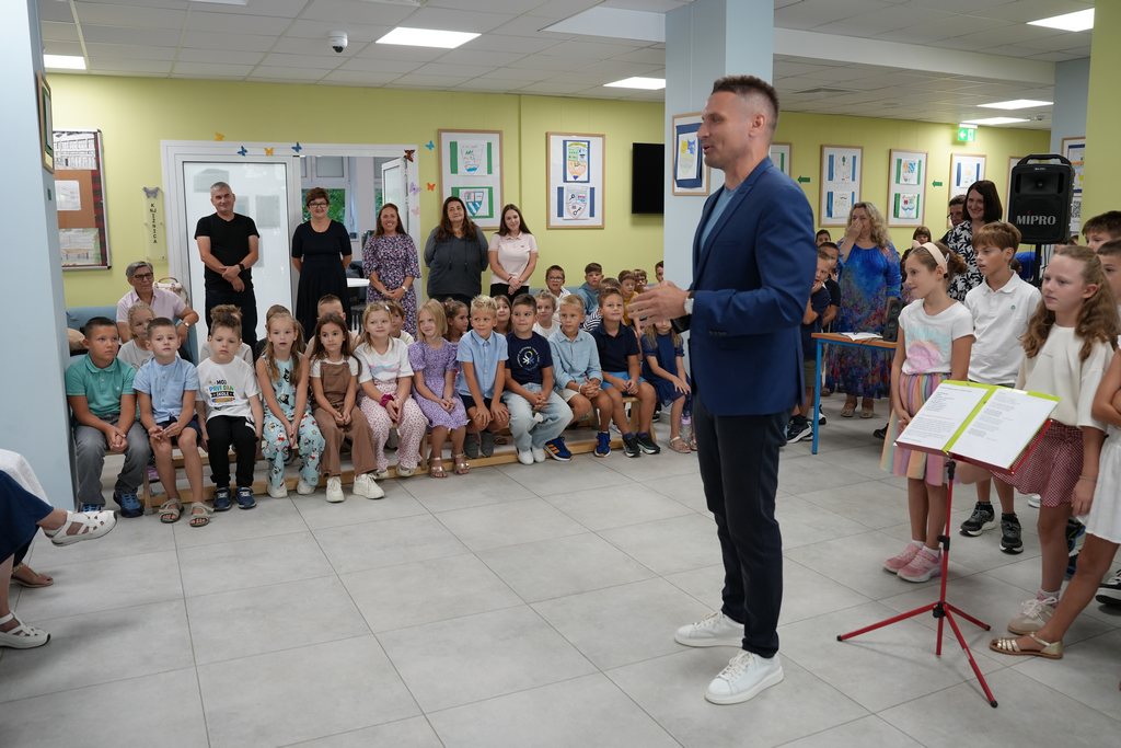skole_sisak0011