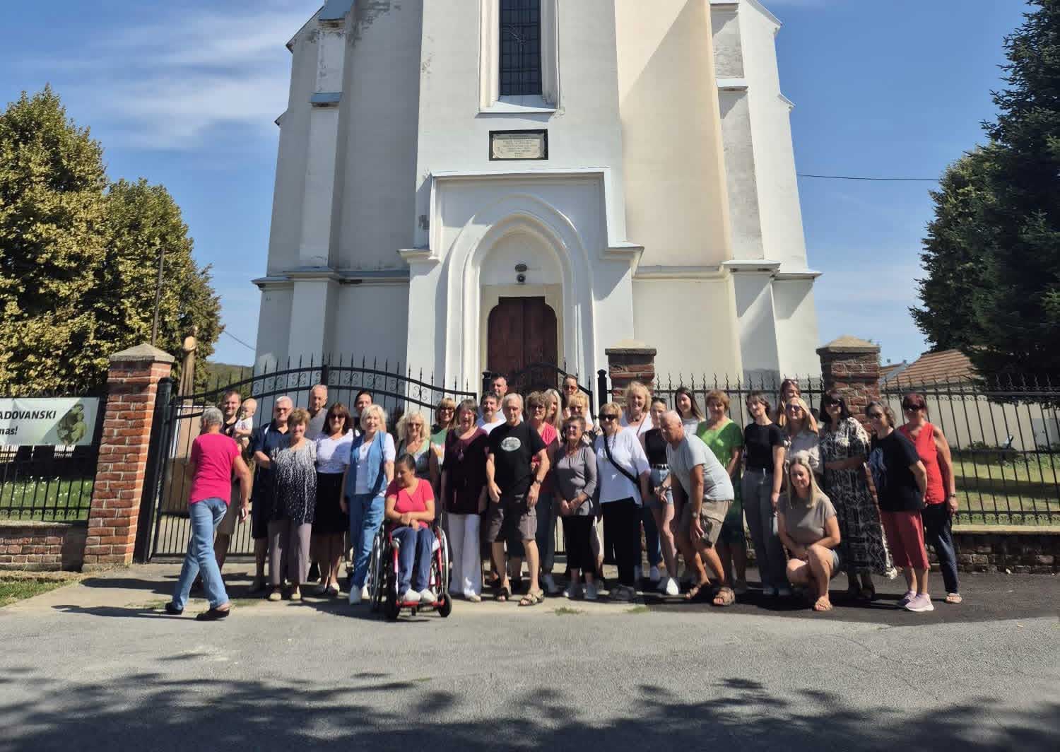 Uoči Voloderske jeseni održana 34. Likovna kolonija "Voloderski bregi"