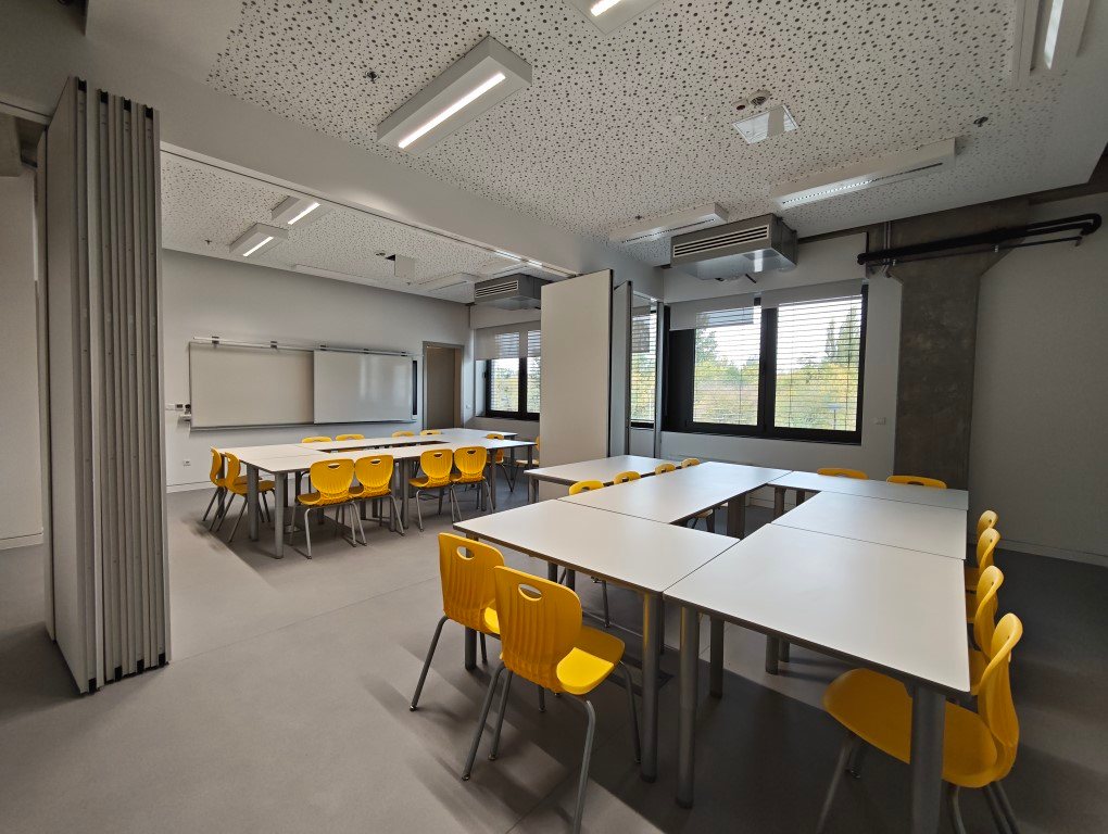 otvorenje_ekonomske_Skole_sisak0003